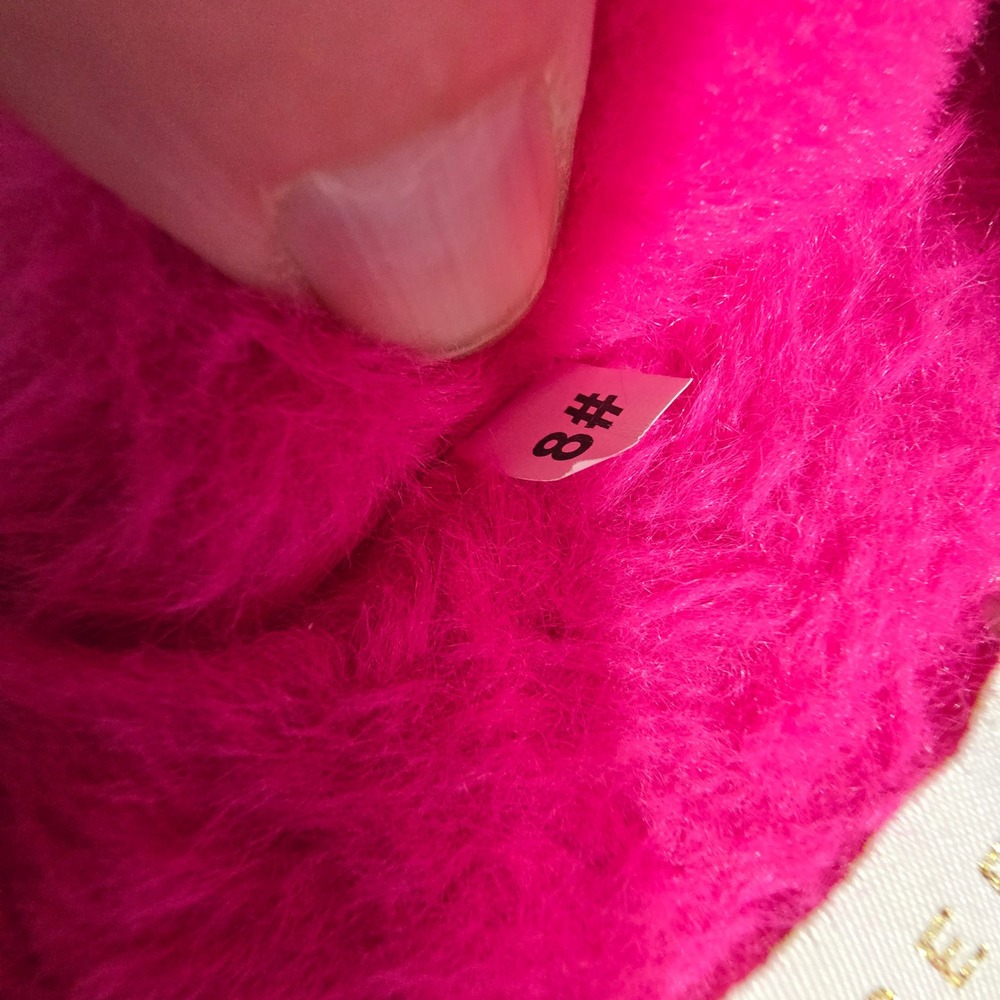 Katy Perry Fuzzy Gold Bow Slide Slippers Hot Pink Cozy Glam Womens Medium (8-9) - Picture 9 of 11